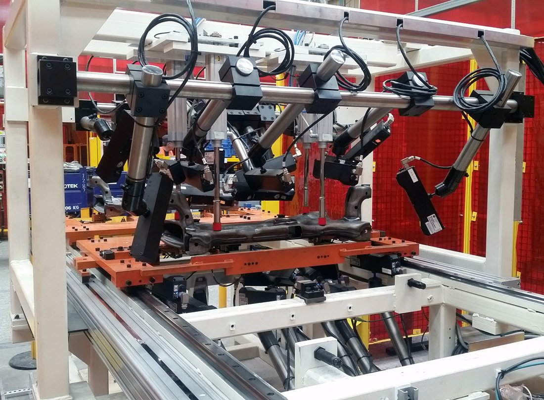 Flexible engine cradle inspection